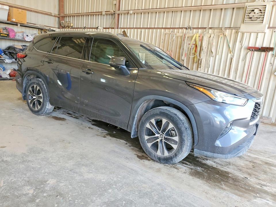 2020 Toyota Highlander xle