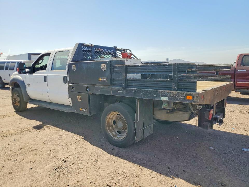 2016 Ford F550 Super Duty Flatbed Truck