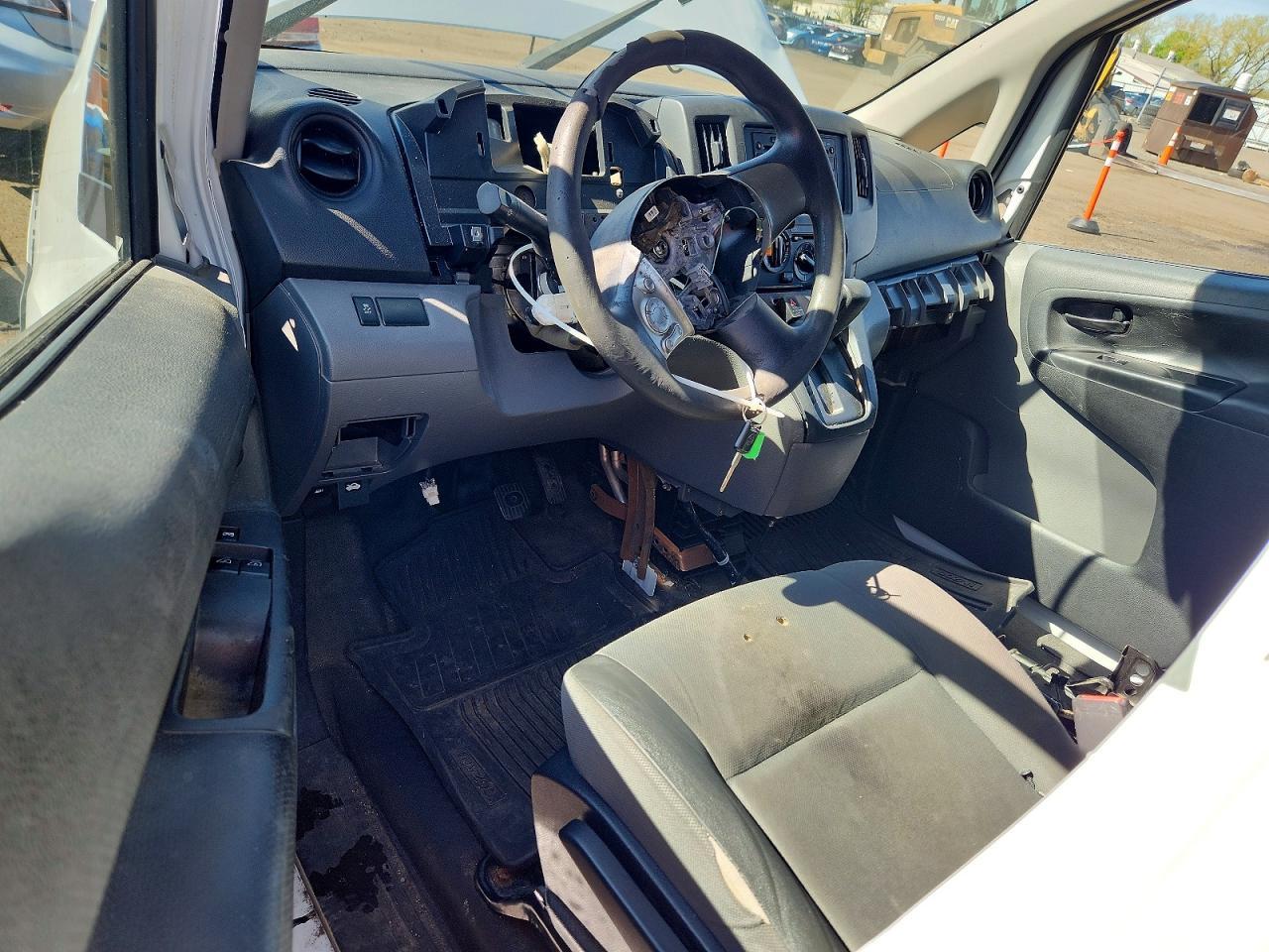 2015 Nissan NV200 S