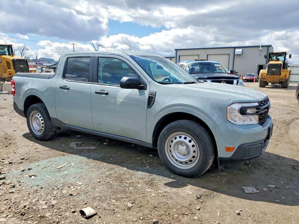 2024 Ford Maverick XL