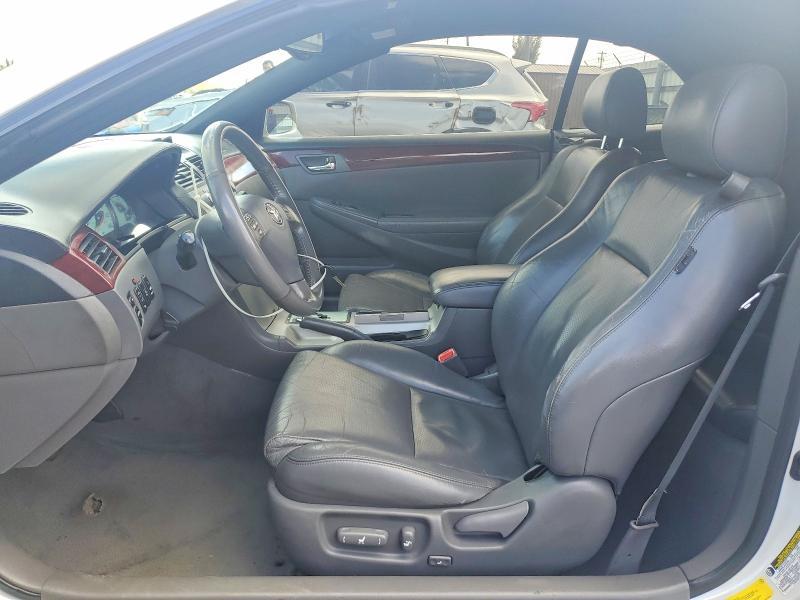 2005 Toyota Camry Solara sle V6