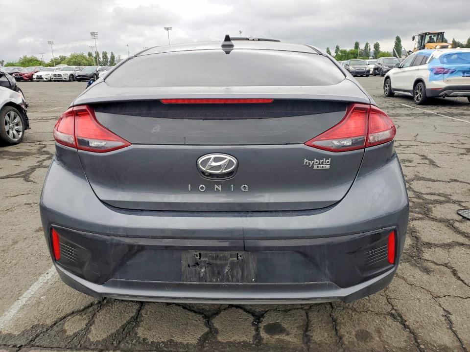 2018 Hyundai Ioniq Hybrid Blue