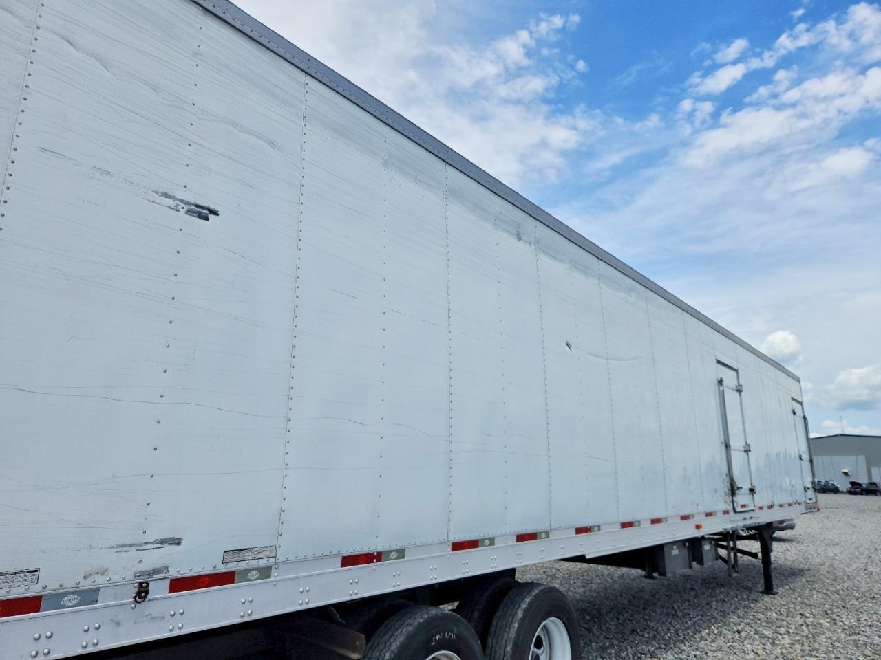 2015 Utility VS2RA Refrigerated Van Trailer