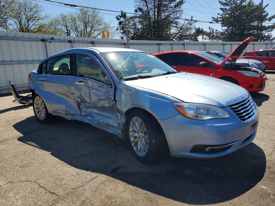 2012 Chrysler 200 Limited