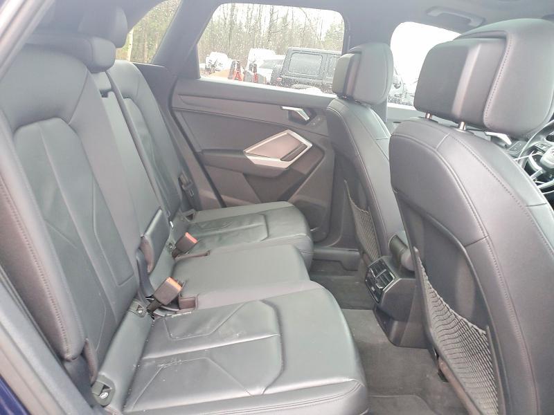 2022 Audi Q3 Premium 40