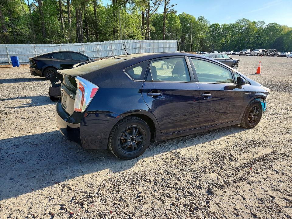 2015 Toyota Prius two