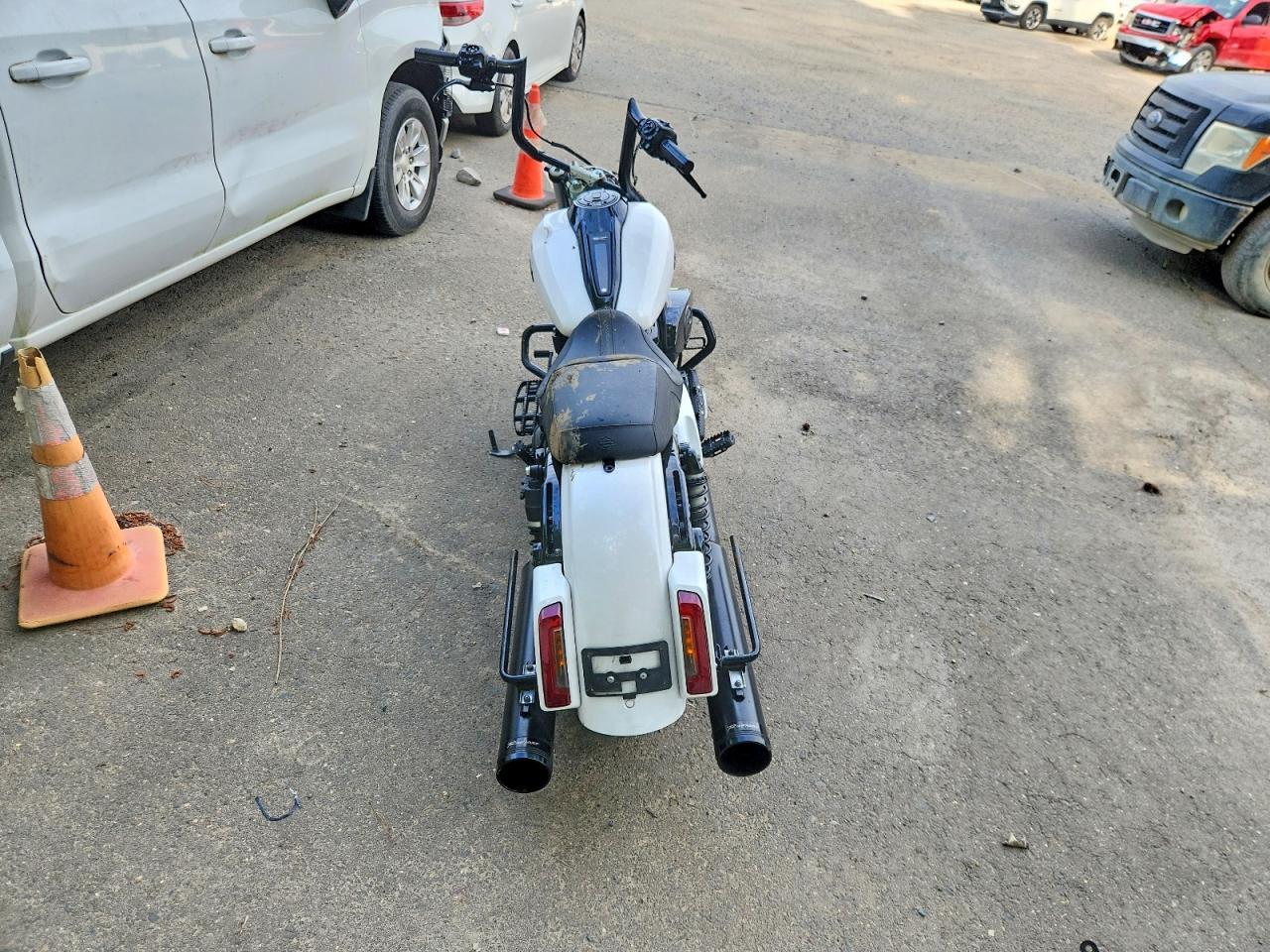 2024 Harley-Davidson Flhx