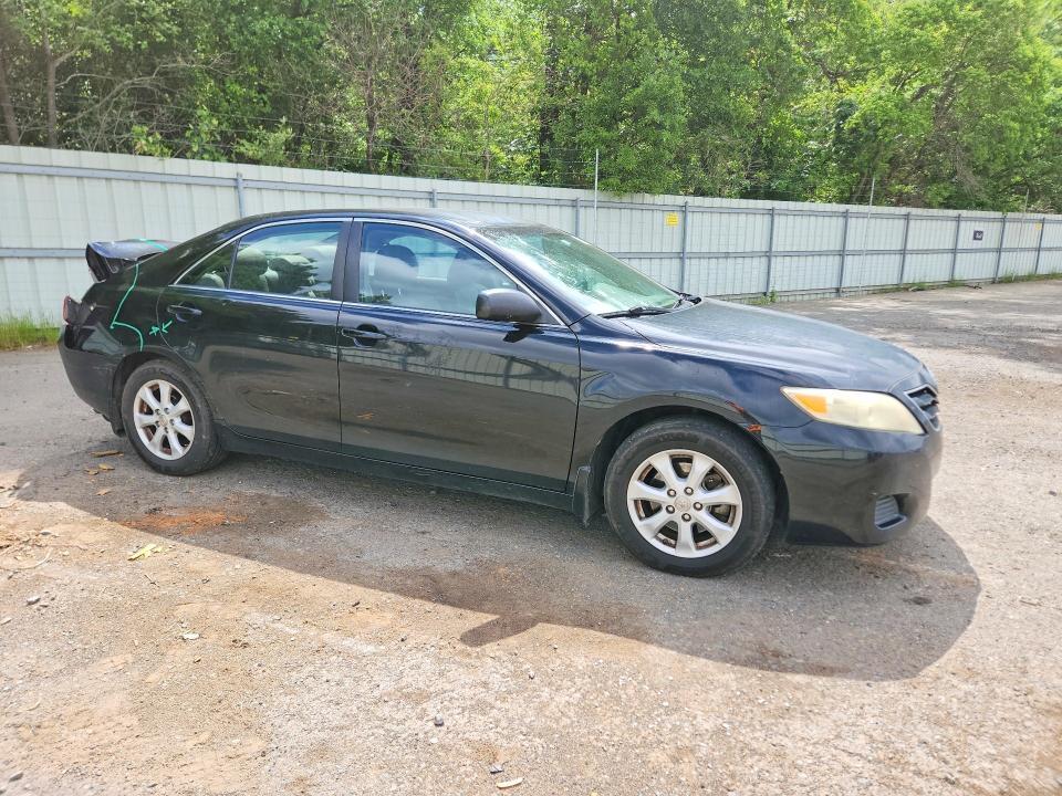 2011 Toyota Camry le