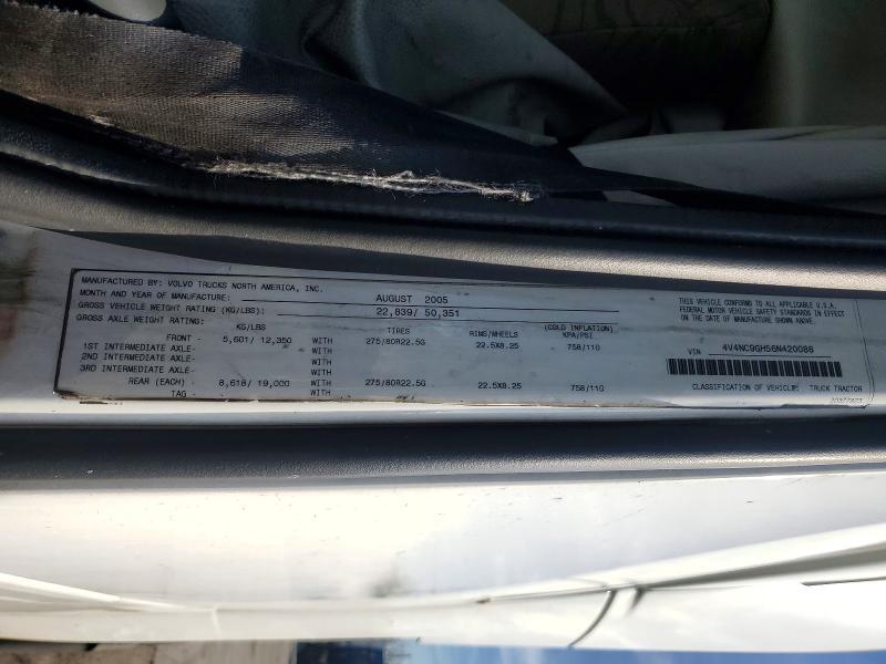 2006 Volv O VNL Semi Truck