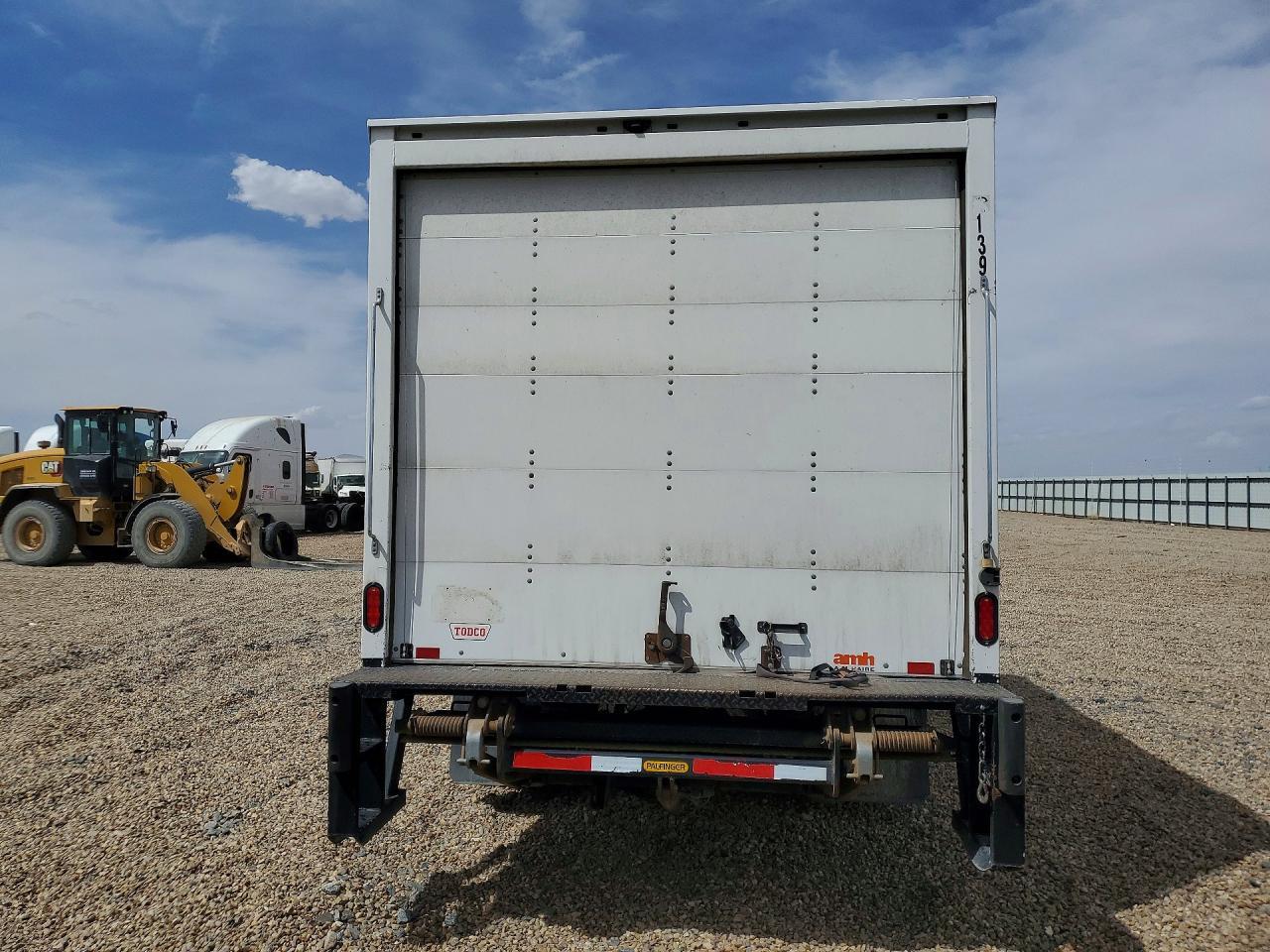 2020 Chev Express G4500