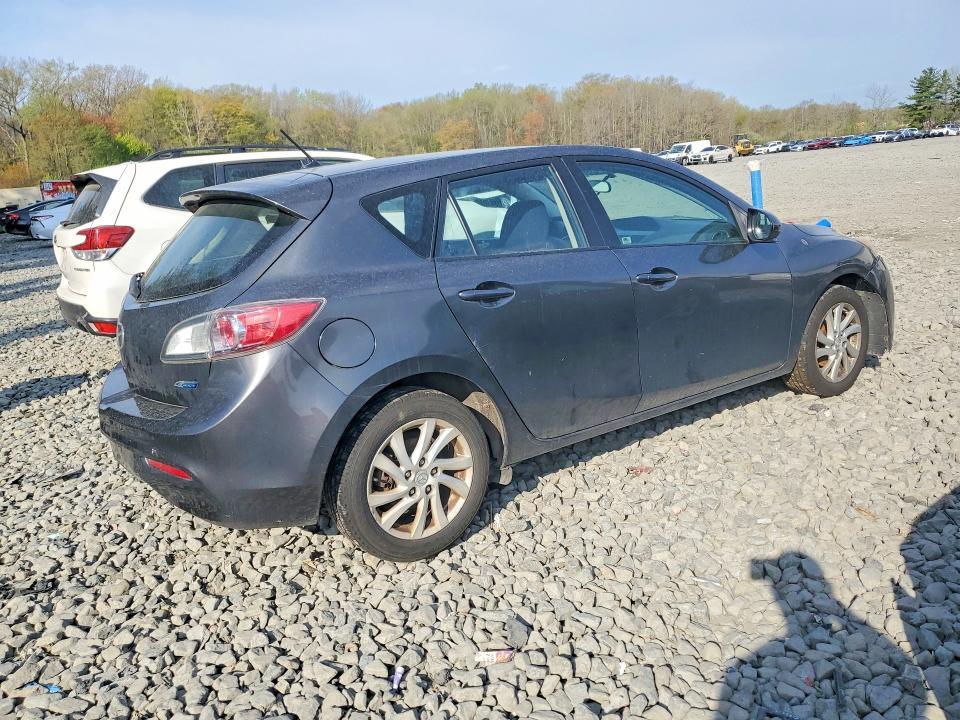 2012 Mazda 3 I