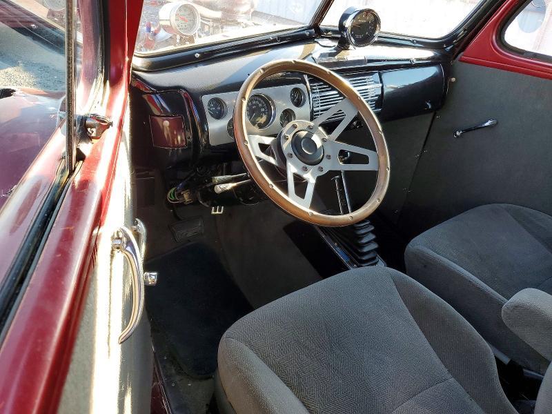 1940 Ford Deluxe