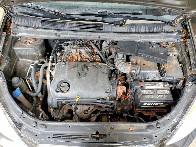 2011 KIA Rondo