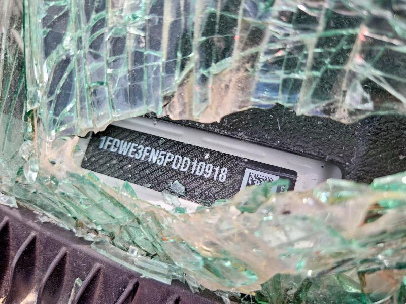 2023 Ford E350 box Truck