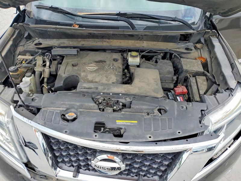 2016 Nissan Pathfinder Platinum