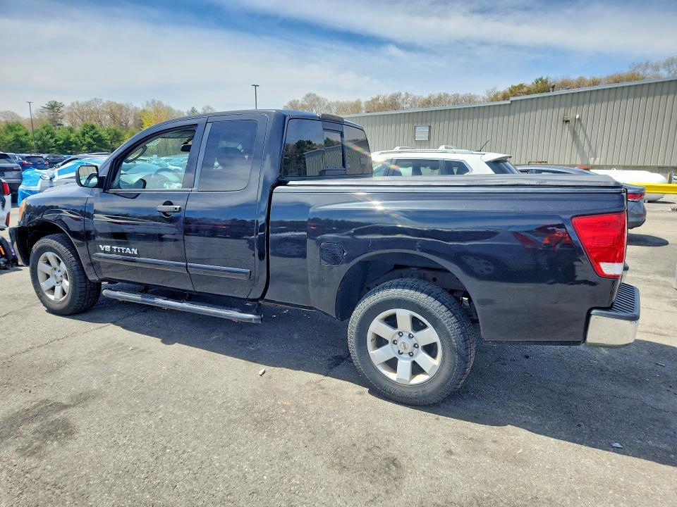 2011 Nissan Titan SV