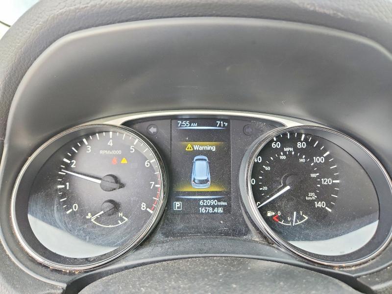 2016 Nissan Rogue sv