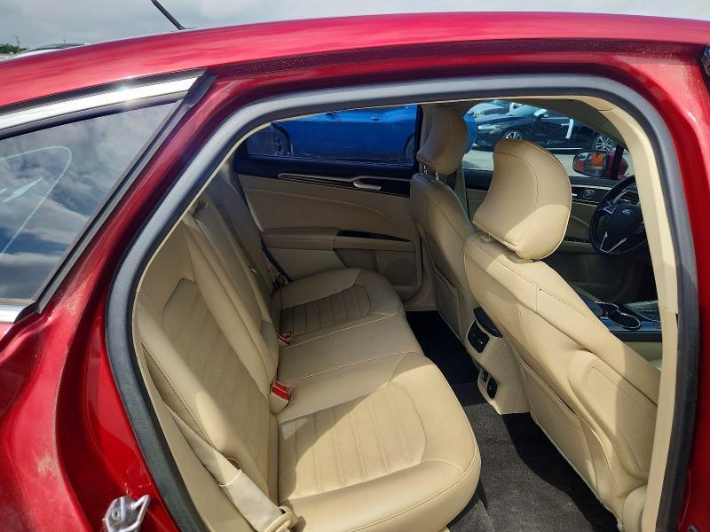 2015 Ford Fusion se Hybrid