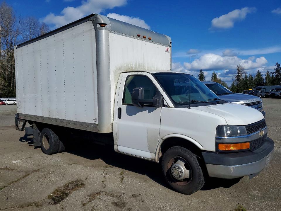 2014 Chev Express G3500