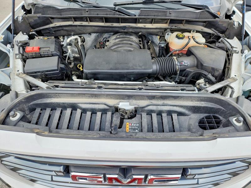 2022 GMC Sierra Limited K1500 AT4