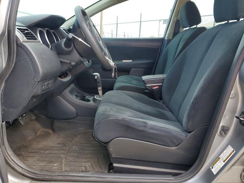 2010 Nissan Versa 1.8 s