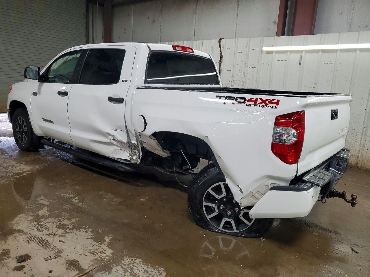 2017 Toyota Tundra SR5