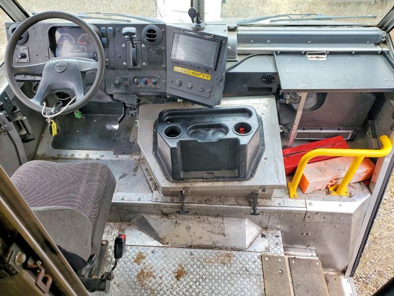 2021 Freightliner MT45G Chassis Delivery Truck