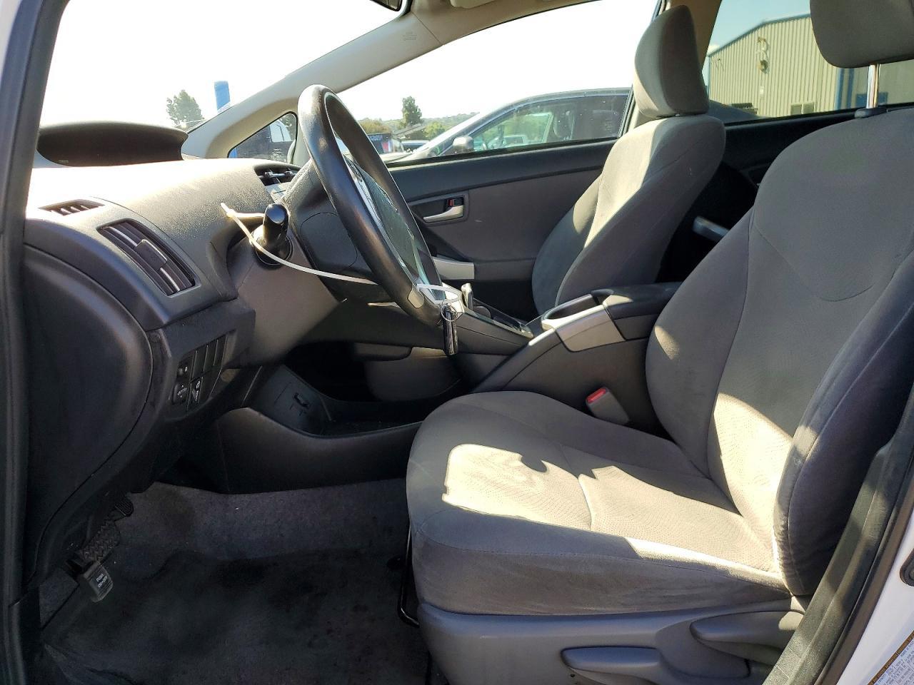 2014 Toyota Prius Three