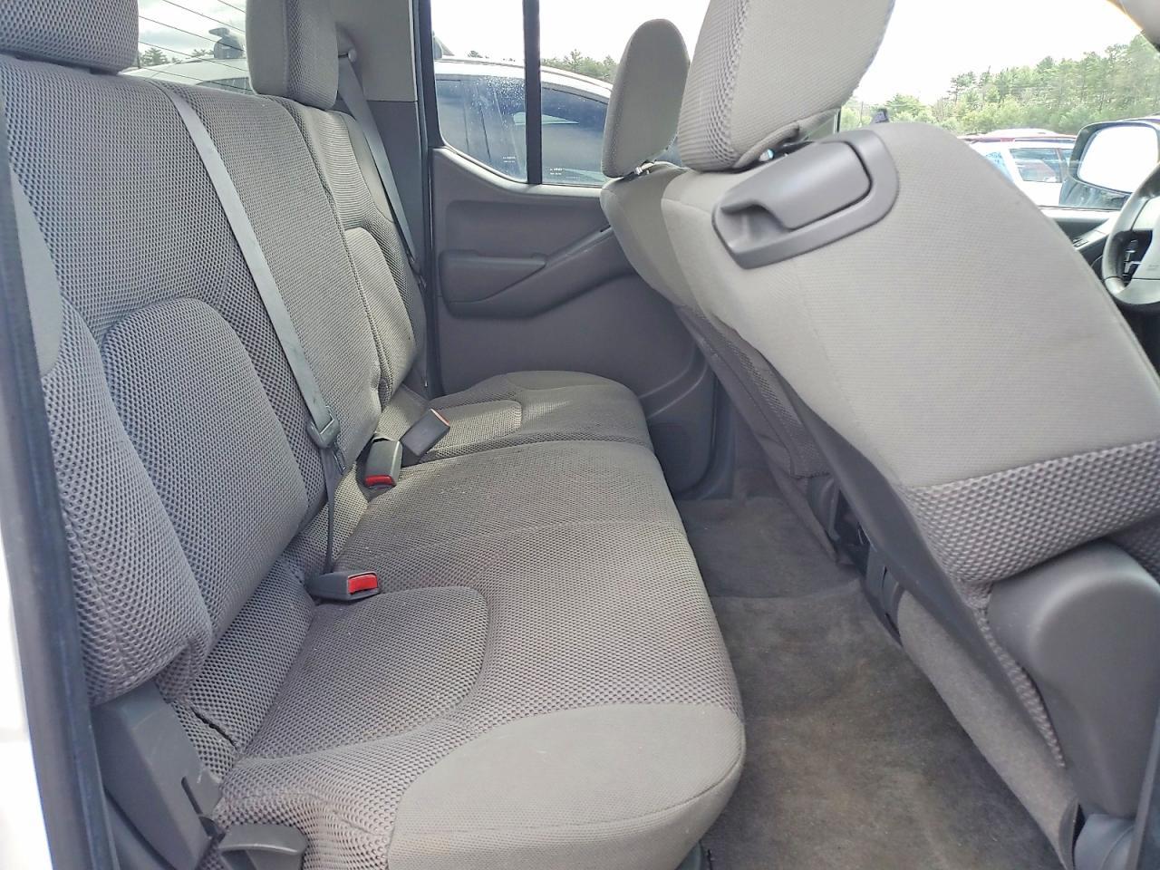 2012 Nissan Frontier SV V6