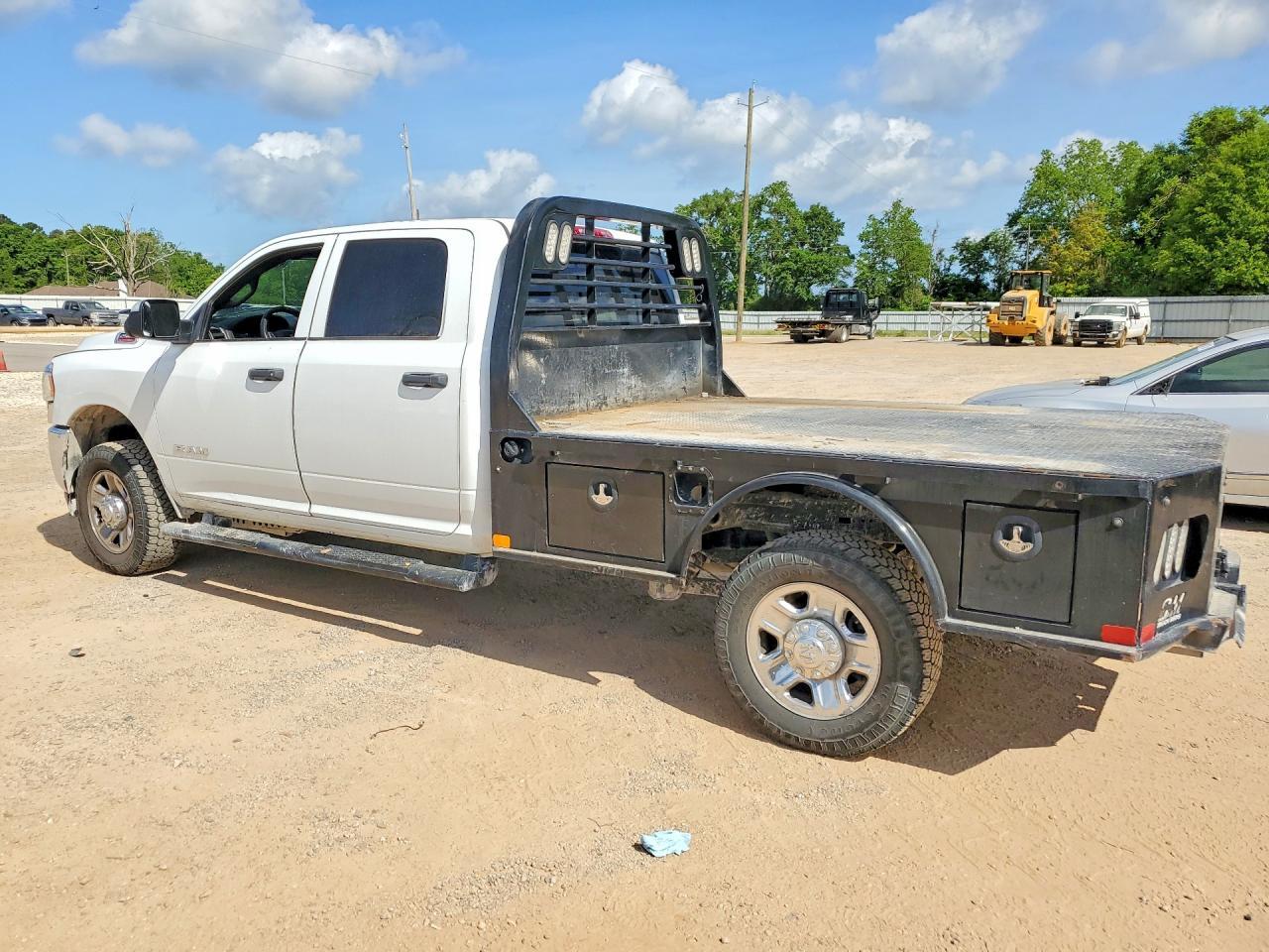 2022 Dodge RAM 2500 Tradesman Flatbed Truck