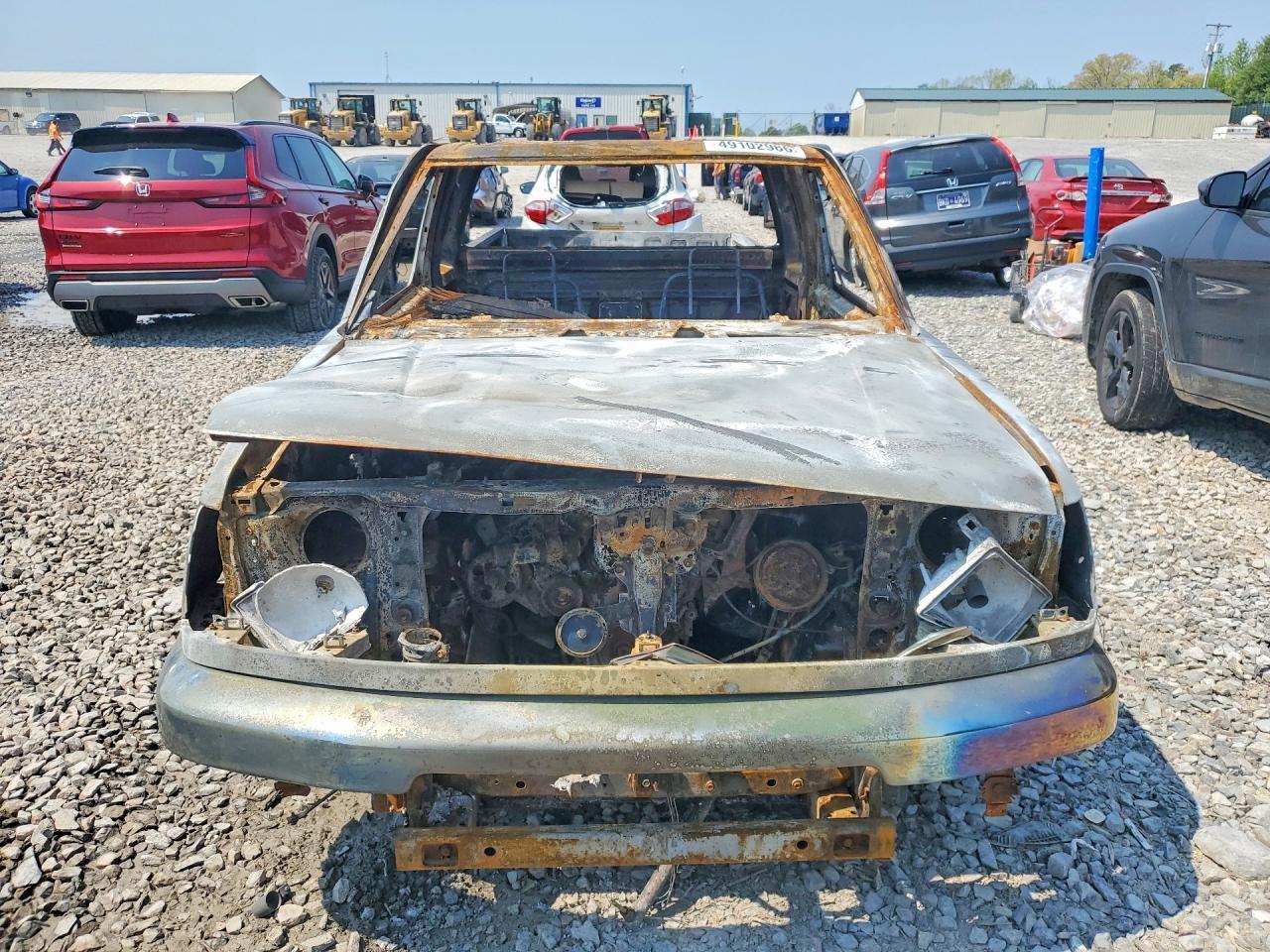 2000 Nissan Frontier XE Desert Runner