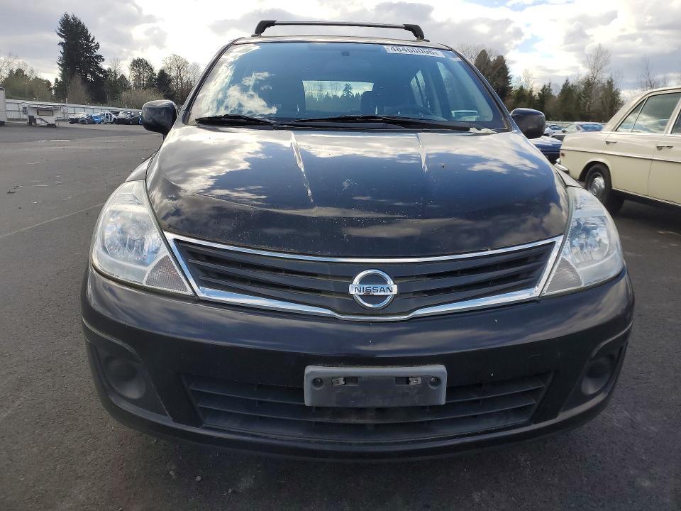 2011 Nissan Versa 1.8 s