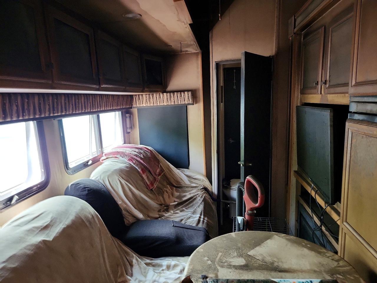 2015 Crossroads Elevation Camper