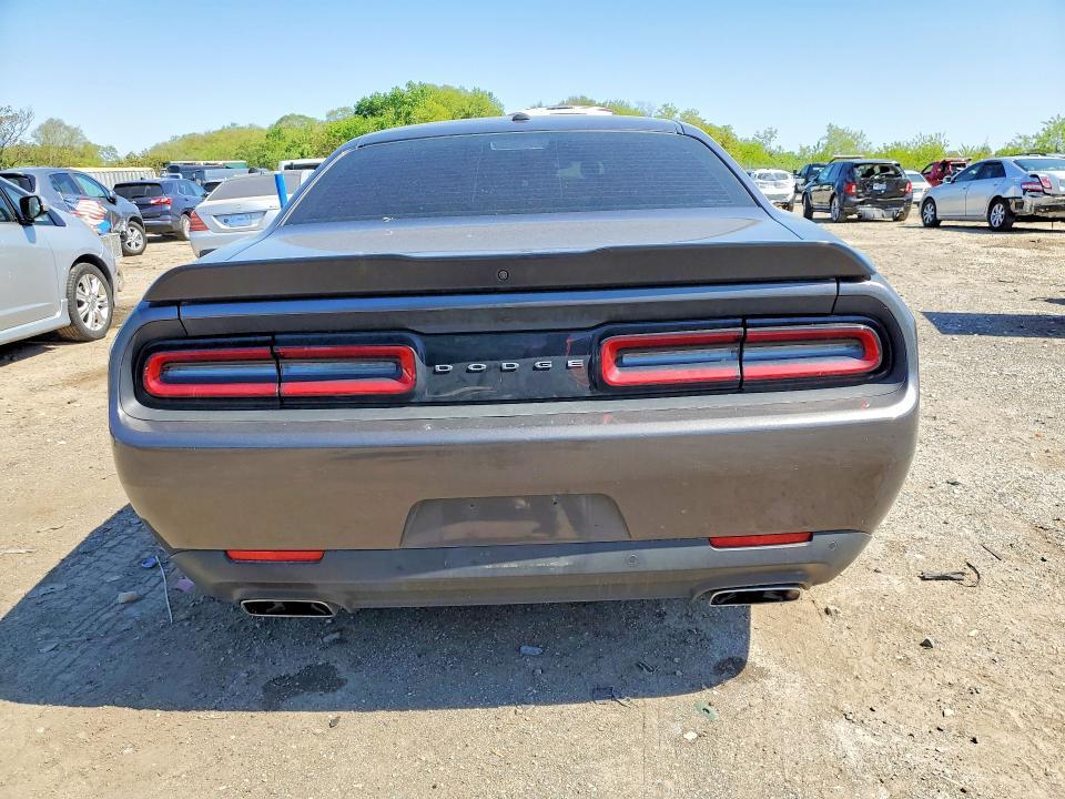 2023 Dodge Challenger r