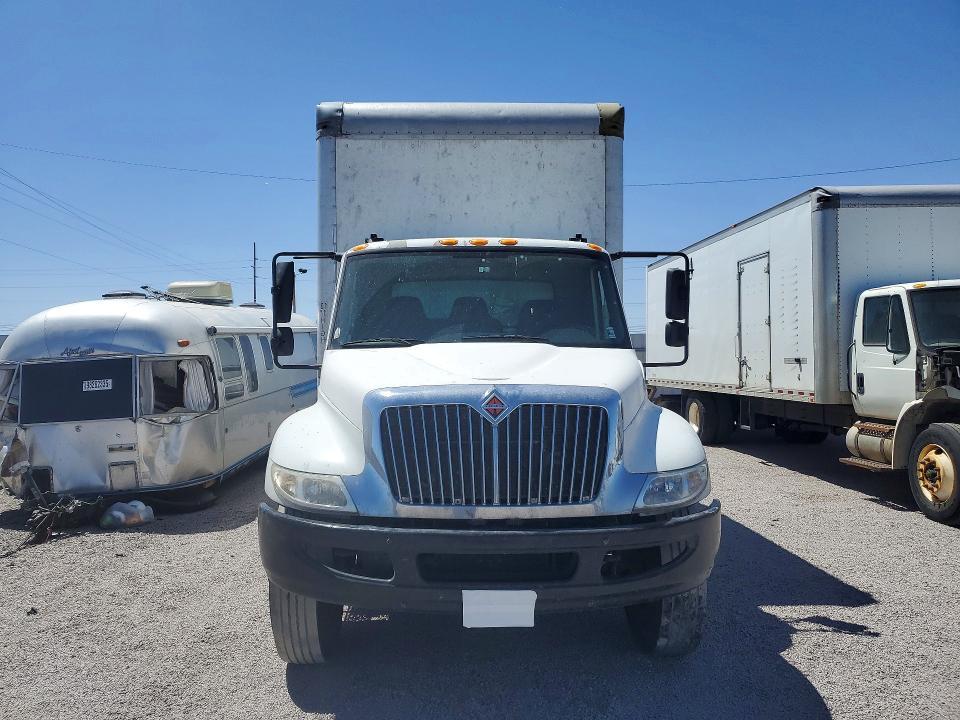 2018 International 4300 BOX Truck