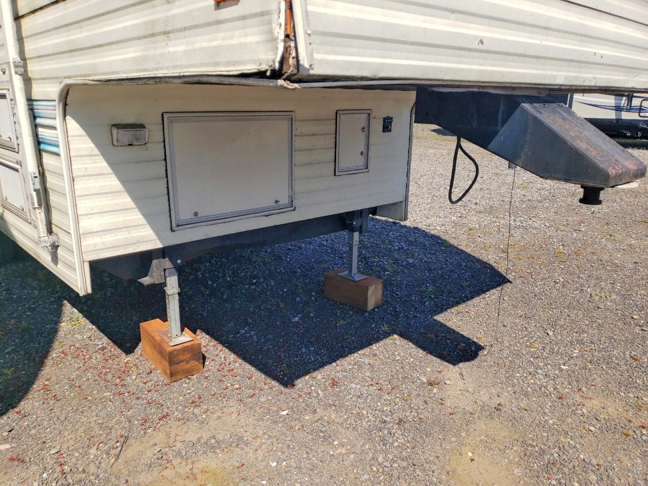 1994 Fleetwood Prowler Camper