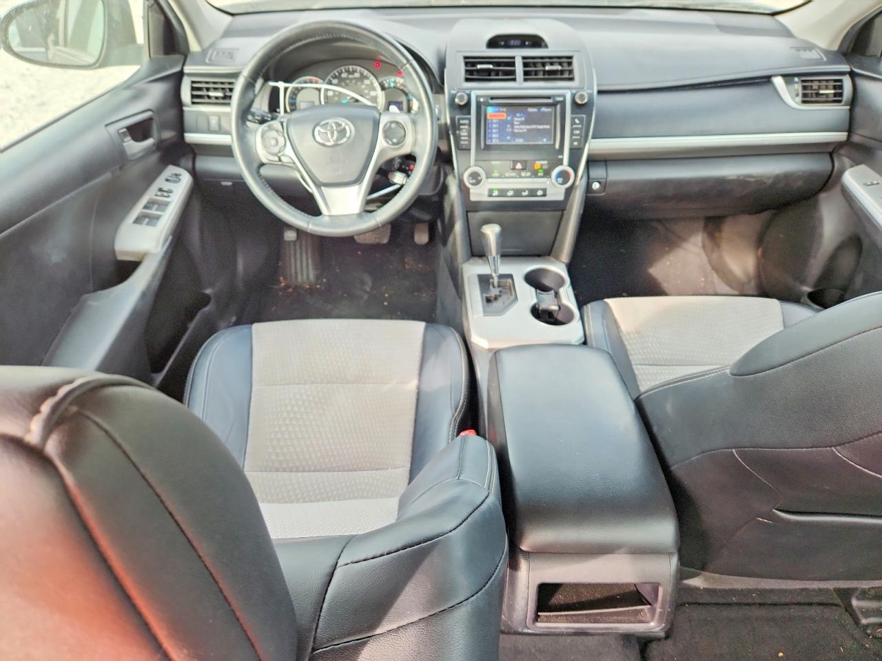 2012 Toyota Camry se