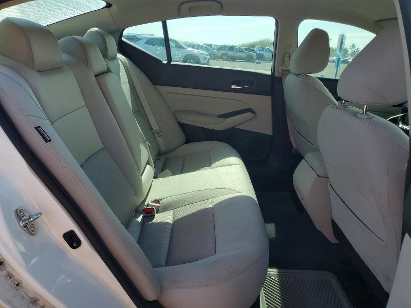 2019 Nissan Altima s