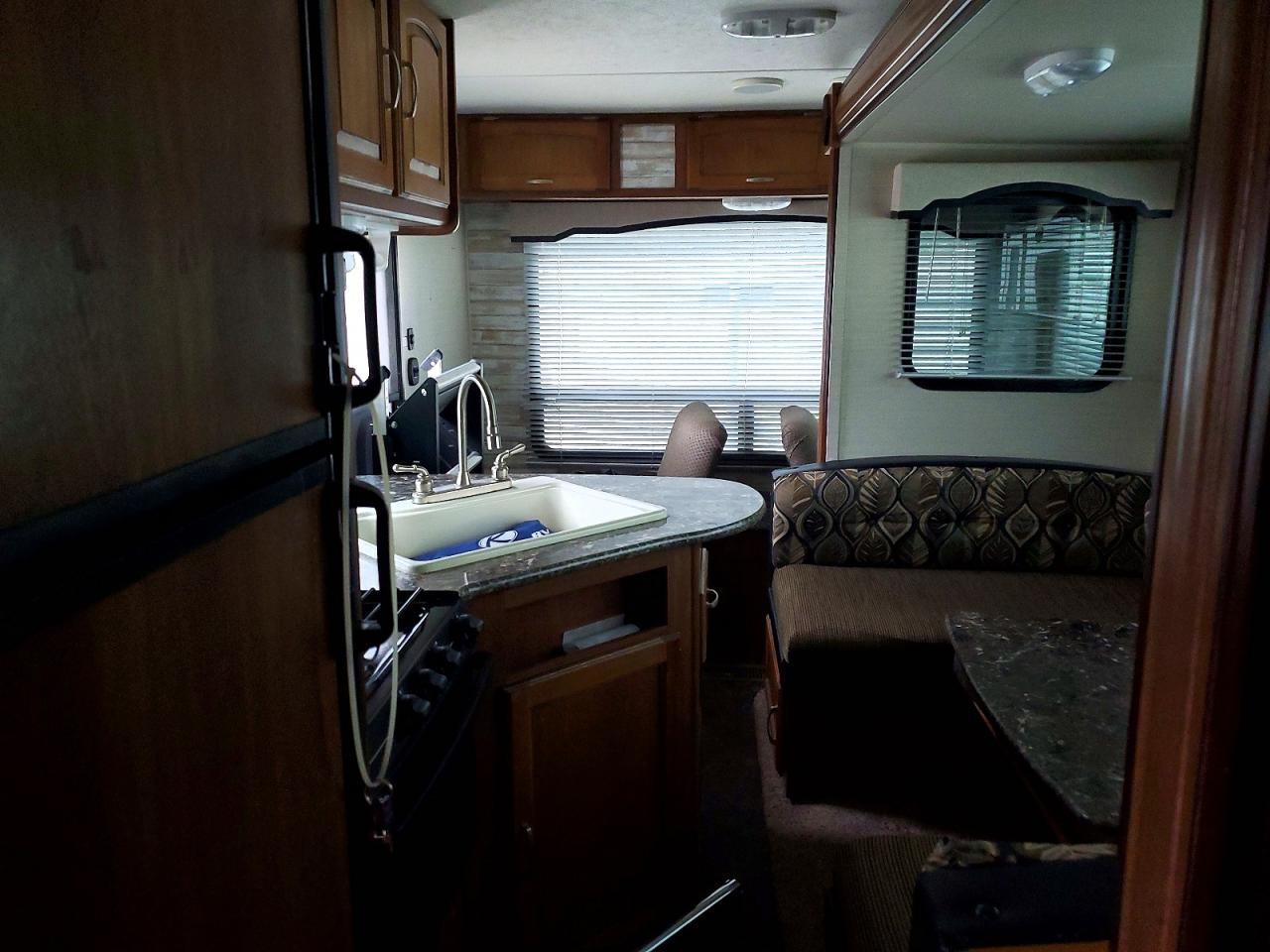 2015 Keystone Summerland Camper