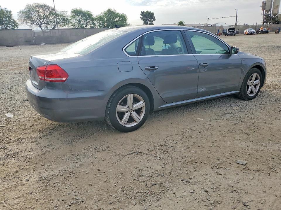 2014 Volkswagen Passat s