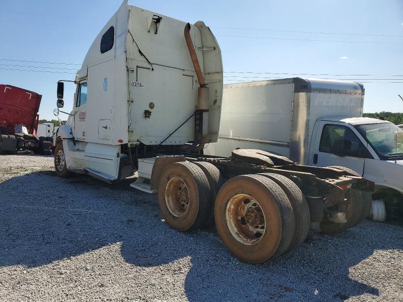 2003 Freightliner Columbia 120 Semi Truck