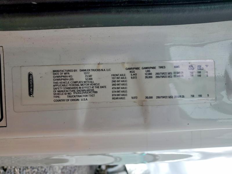 2018 Freightliner Cascadia 125 Semi Truck