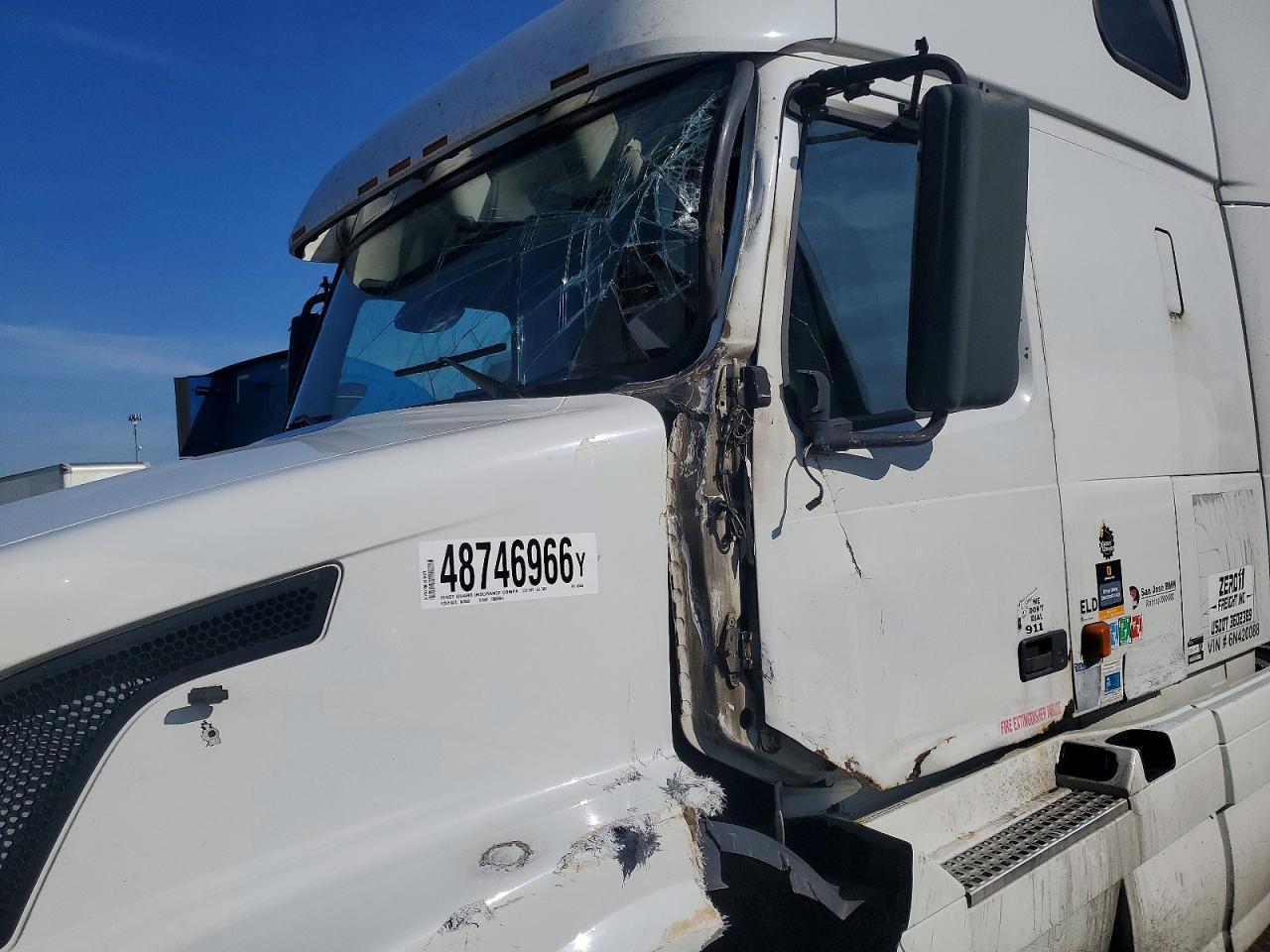 2006 Volv O VNL Semi Truck
