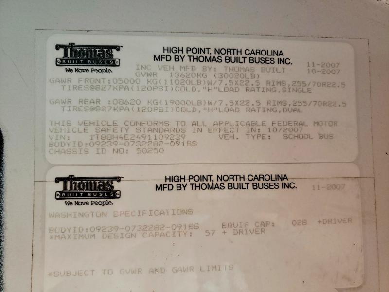 2009 Thomas School Bus-school bus