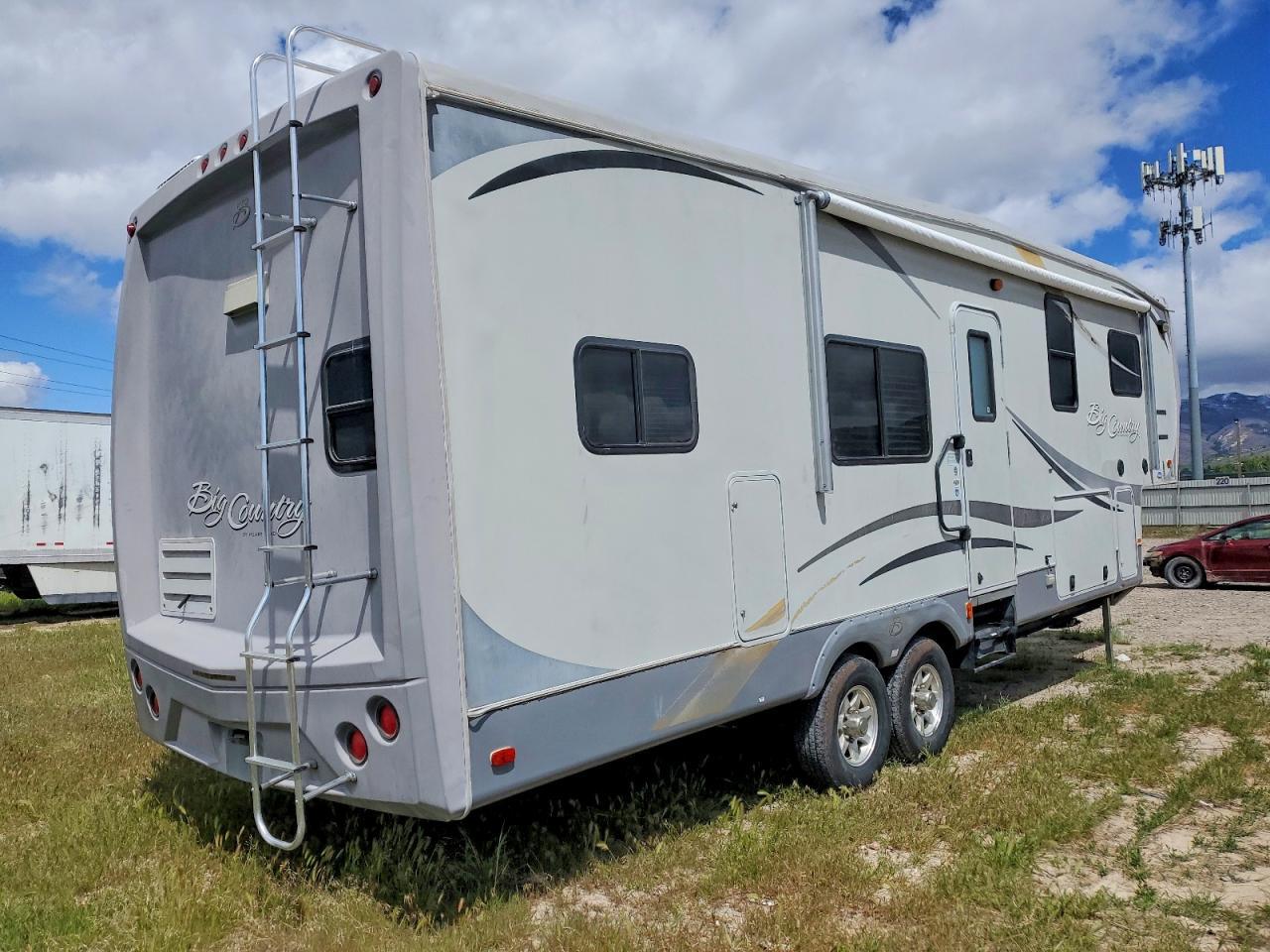 2011 Heartland Rv BIG Country Camper
