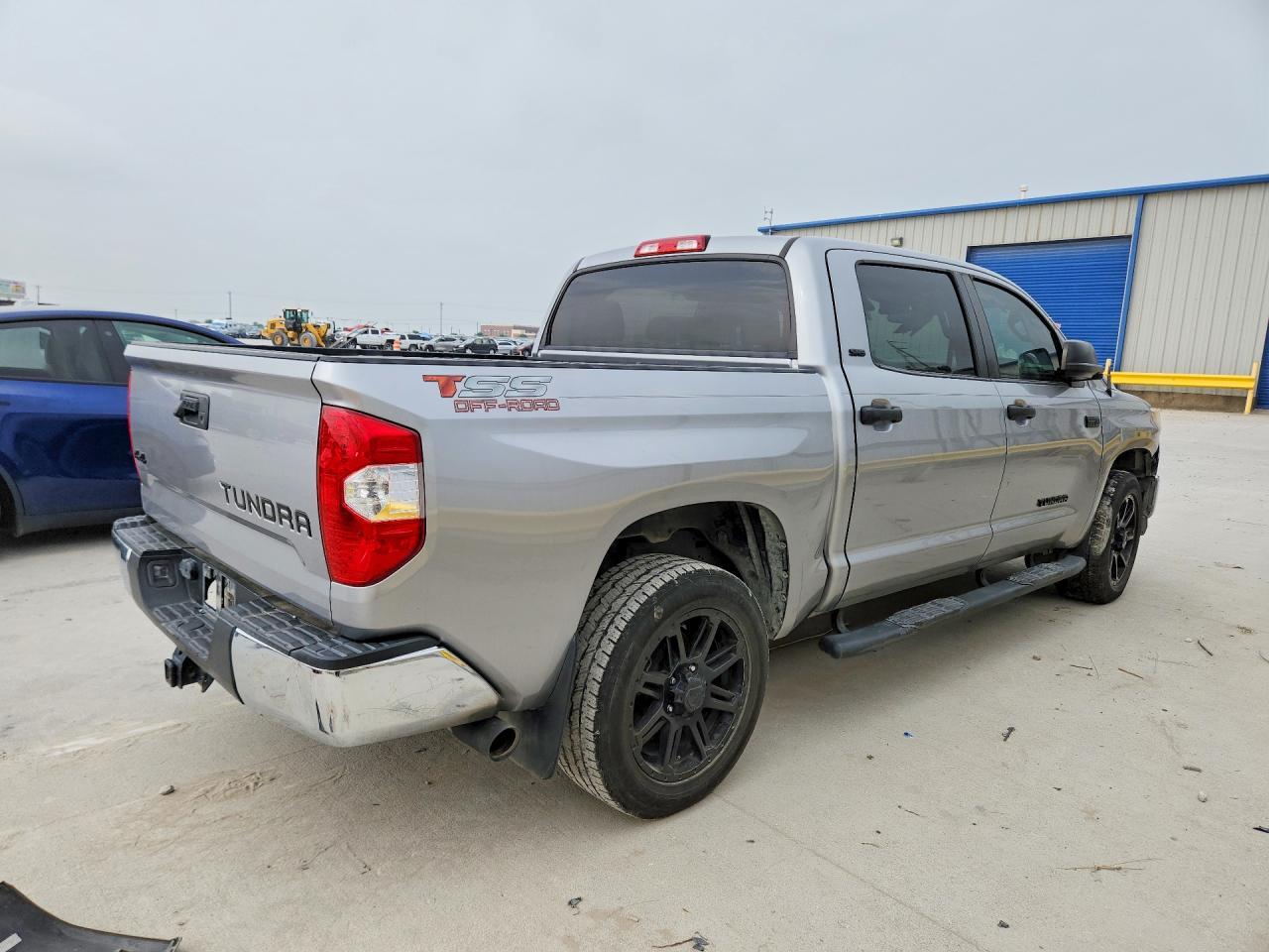 2019 Toyota Tundra Crewmax SR5