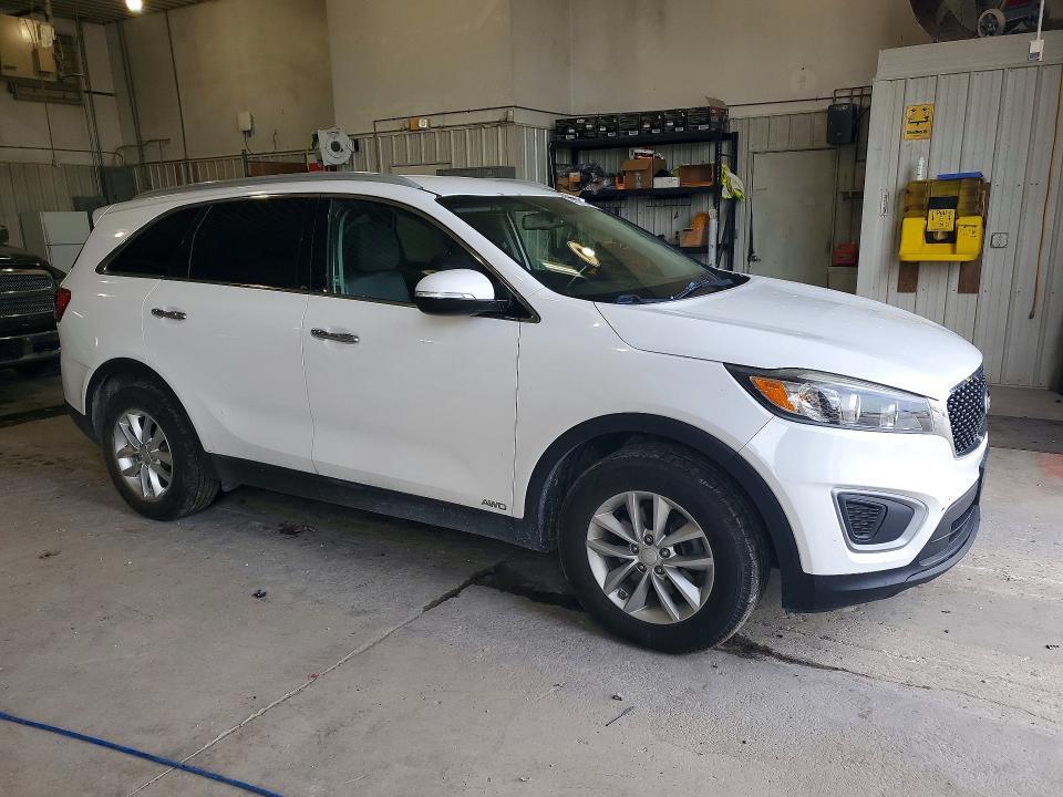 2016 KIA Sorento lx
