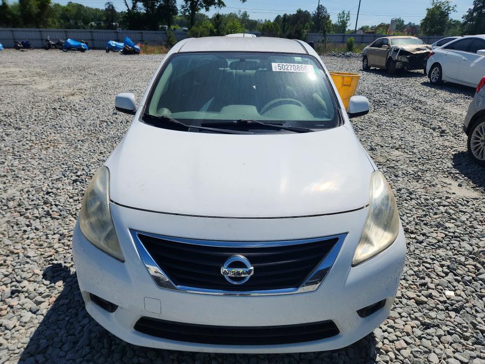 2014 Nissan Versa 1.6 sv