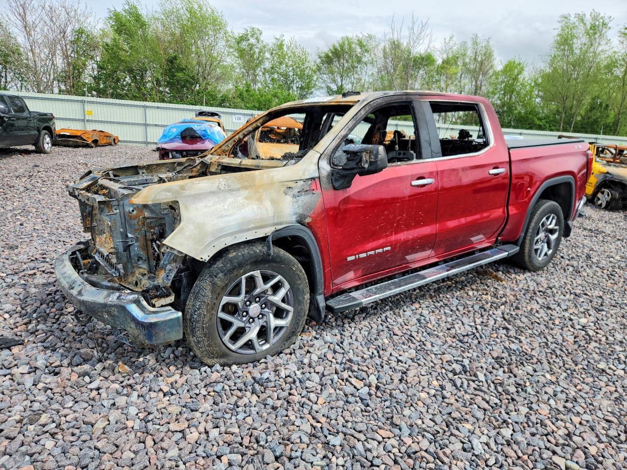 2022 GMC Sierra K1500 SLT