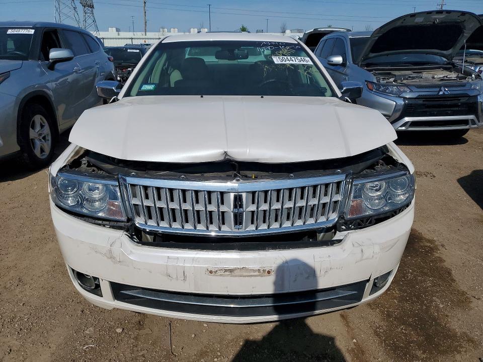 2009 Lincoln Townhouse MKZ